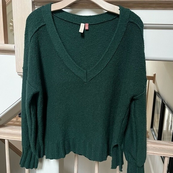 Anthropologie Pilcro Textured V-Neck Sweater in Forest Green M NWOT - Picture 4 of 10